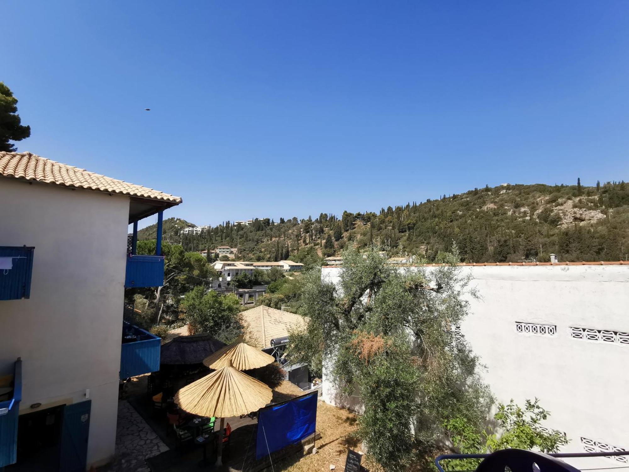 Iris Studios Ayios Nikitas Luaran gambar